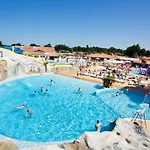 Les Charmettes-mobile Campsite 4*