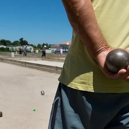 Les Charmettes-mobile Camping 4*