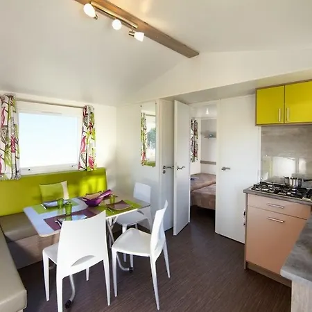 Camping Les Charmettes-mobile Les Mathes