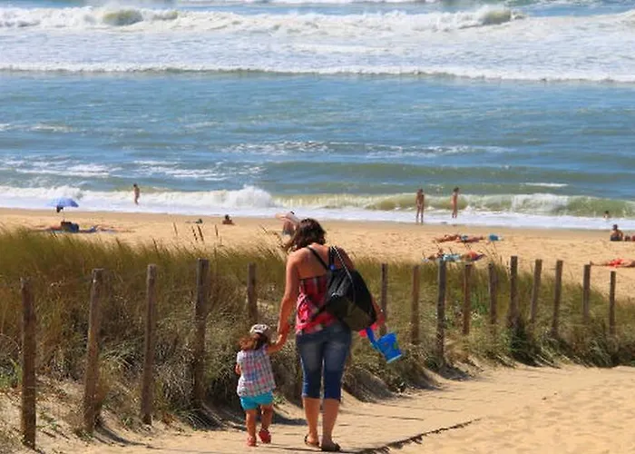 Kemping Les Charmettes-mobile 4*