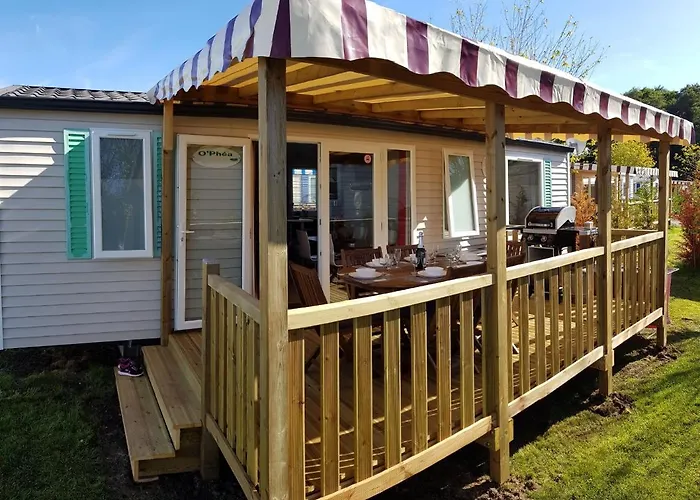 Les Charmettes-mobile Kemping 4*