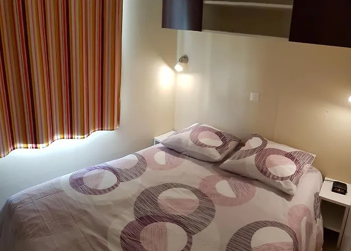 Les Charmettes-mobile Kemping 4*