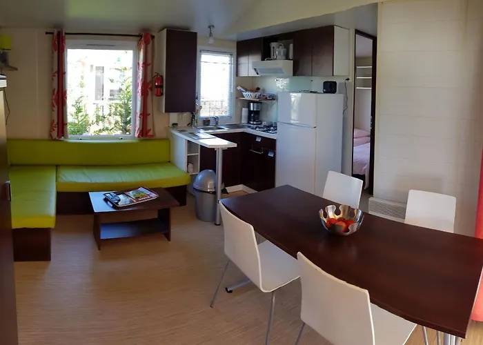 Kemping Les Charmettes-mobile 4*