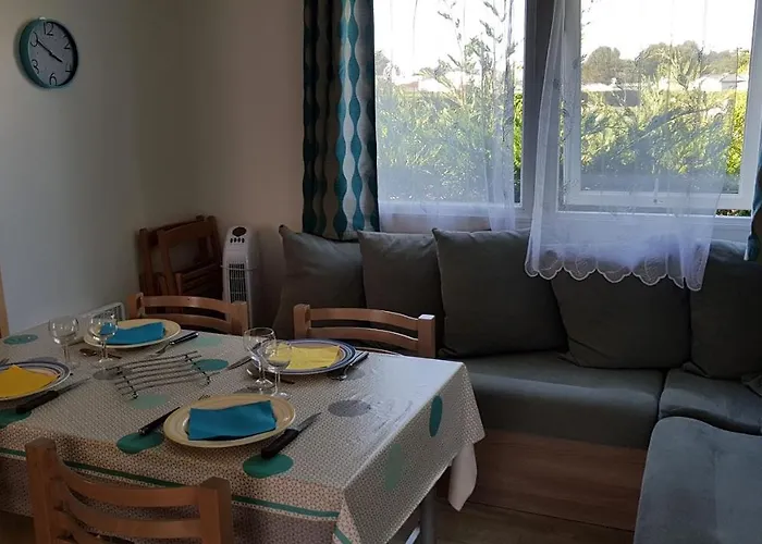 Les Charmettes-mobile Kemping